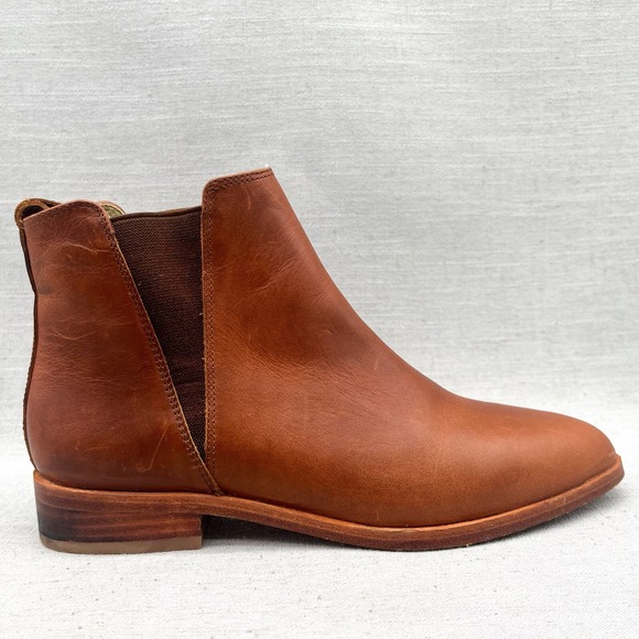 Nisolo Shoes - Nisolo Chestnut Leather Ankle Booties